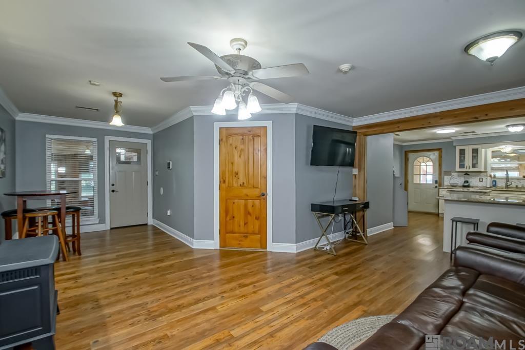 751 Lakeview Dr, Denham Springs, LA, 70726