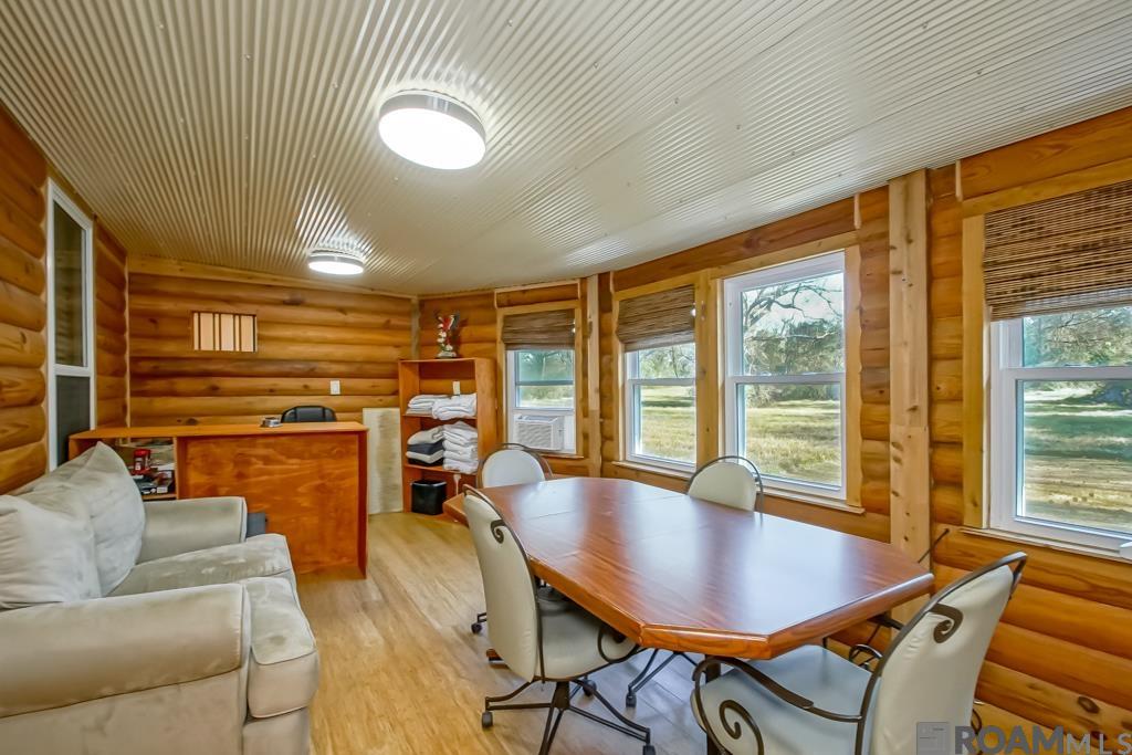 751 Lakeview Dr, Denham Springs, LA, 70726