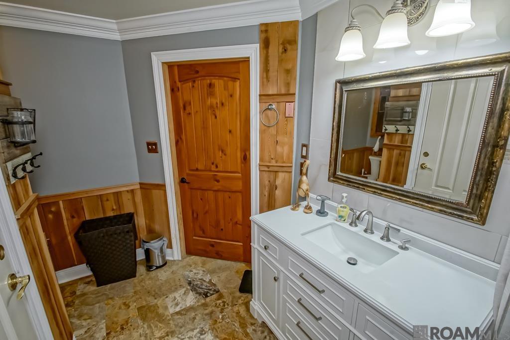 751 Lakeview Dr, Denham Springs, LA, 70726