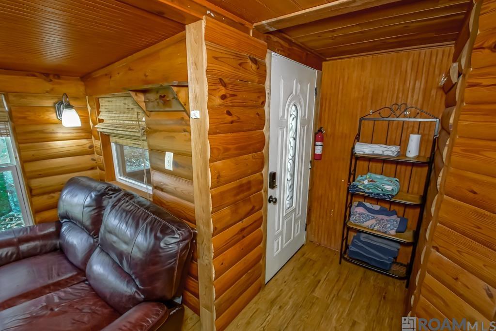 751 Lakeview Dr, Denham Springs, LA, 70726