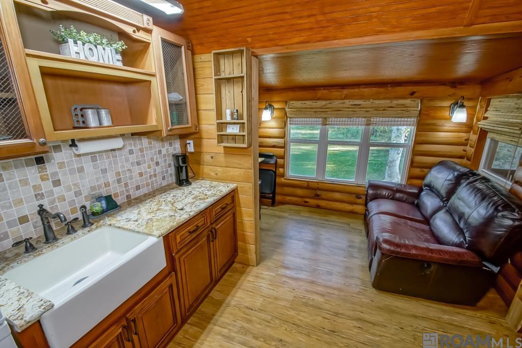 751 Lakeview Dr, Denham Springs, LA, 70726