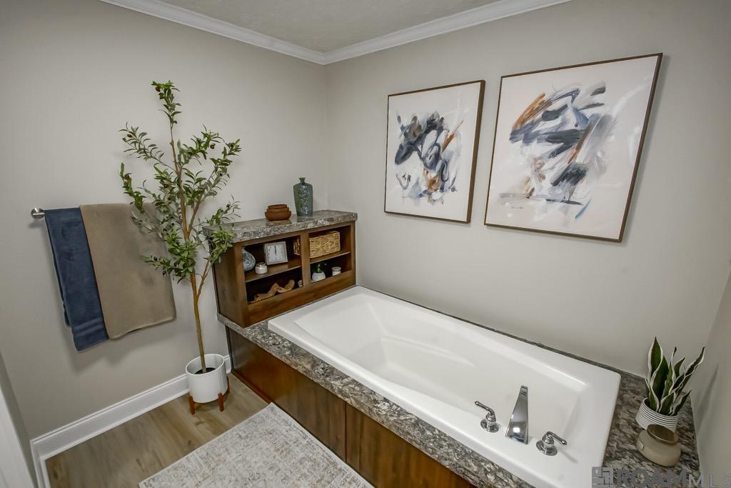 13878 Friendship Rd, Walker, LA, 70785