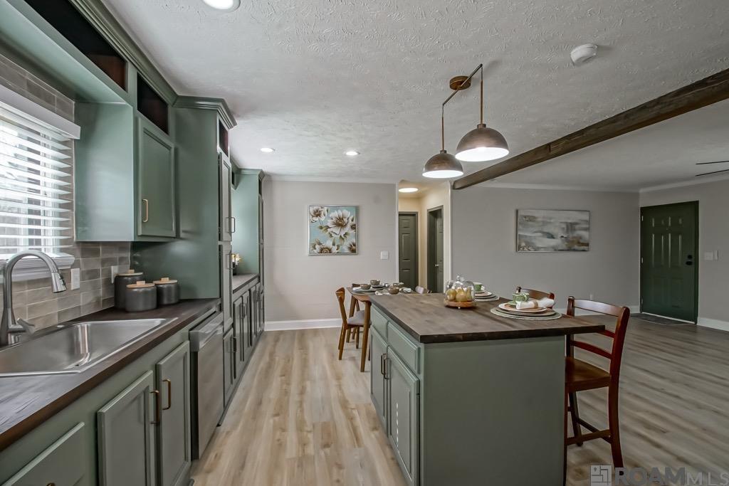 13878 Friendship Rd, Walker, LA, 70785