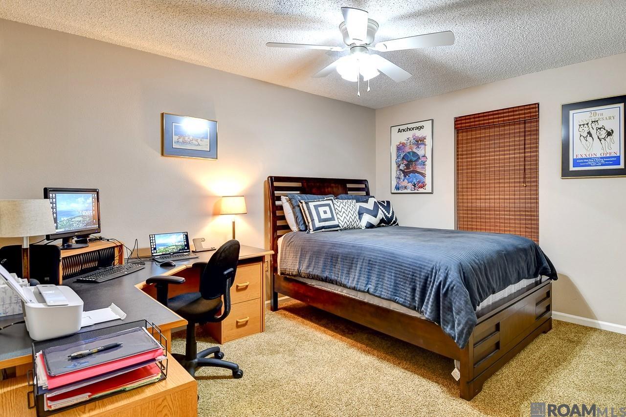 210 Meadowbend Dr, Baton Rouge, LA, 70820