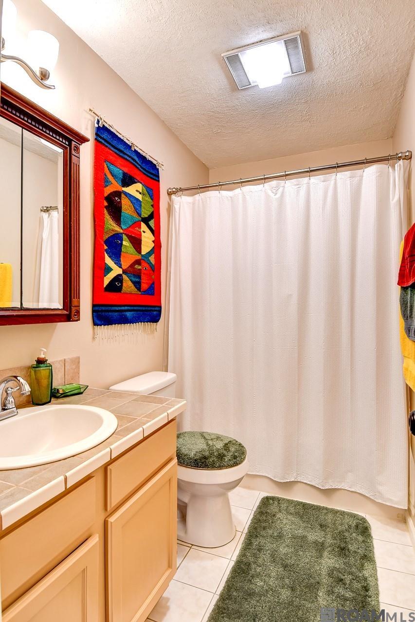 210 Meadowbend Dr, Baton Rouge, LA, 70820