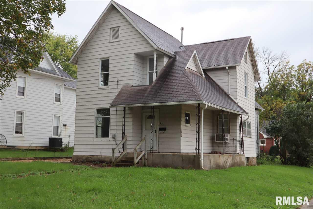 821 9TH AVENUE, DE WITT, IA 52742 Central Realty
