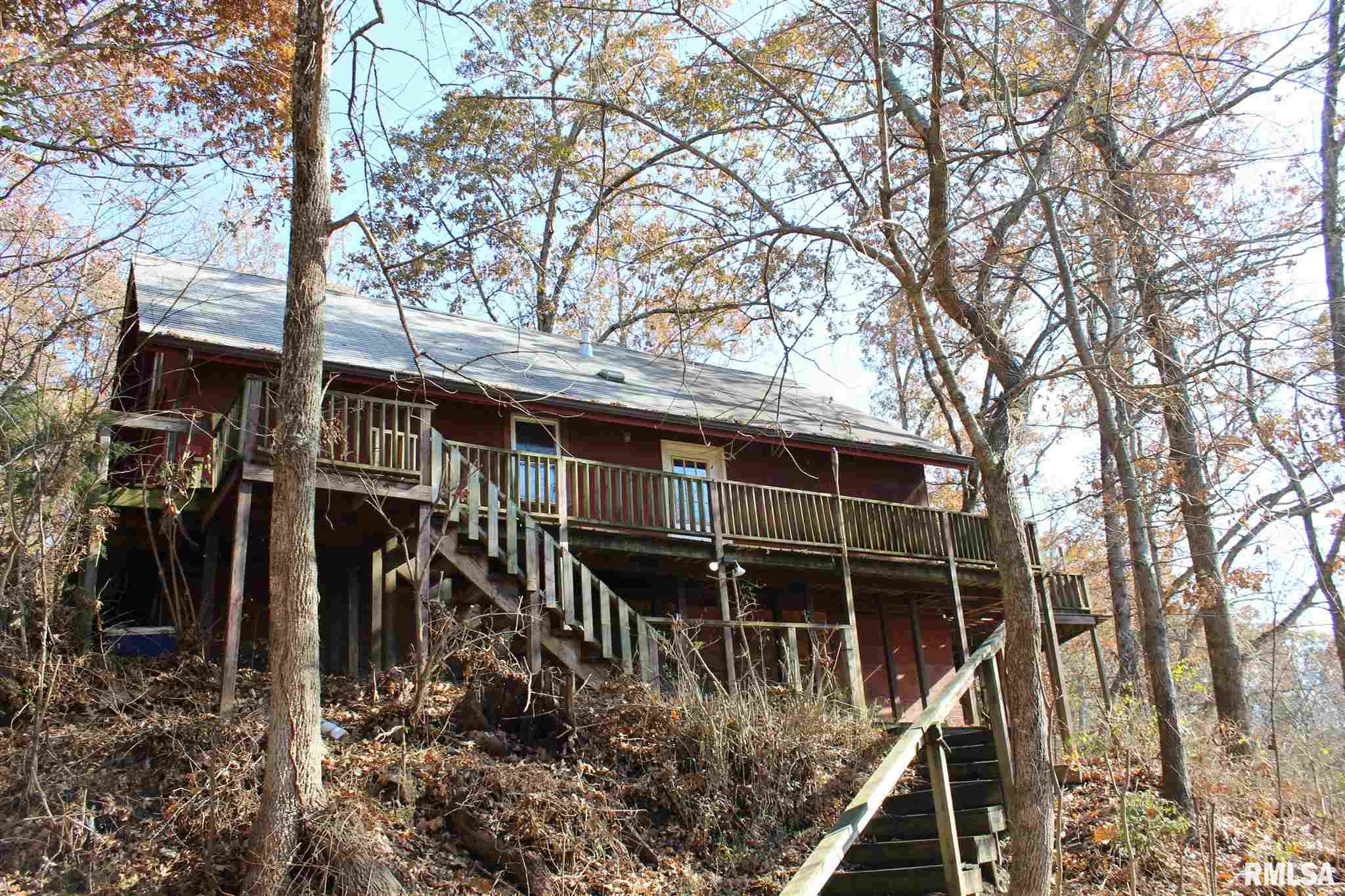 Woodland Cabins Southern Illinois - cabin