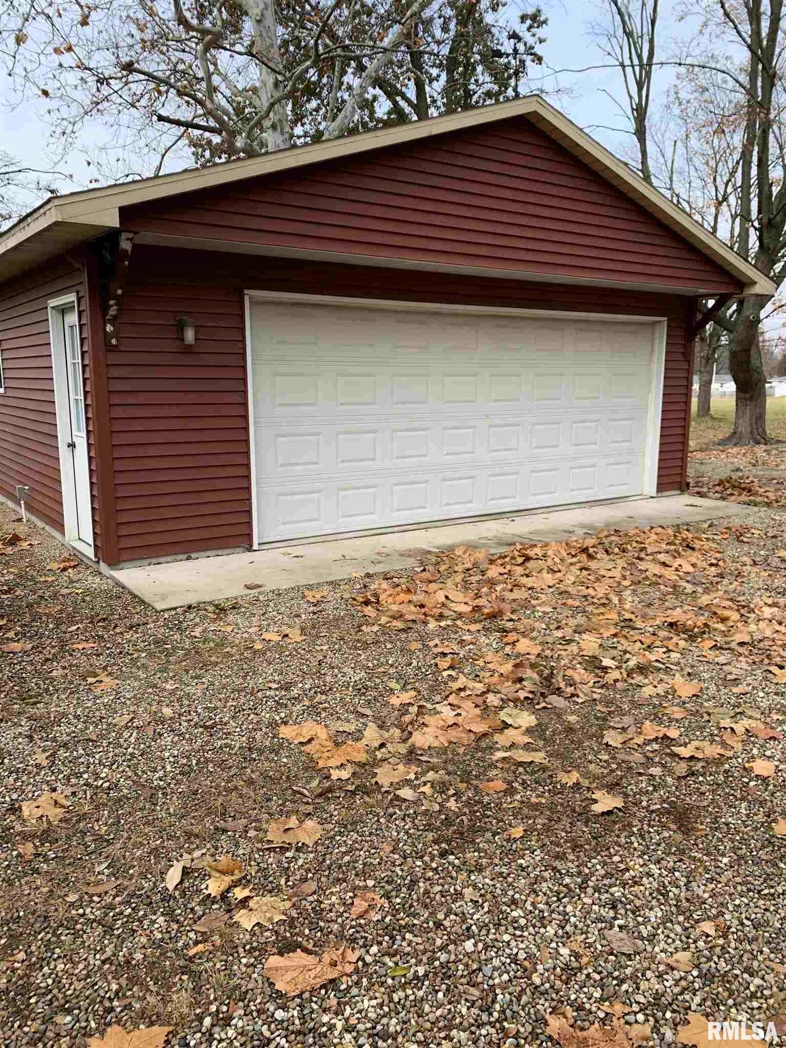 2101 W Jefferson St Springfield Il 62702 The Deb Sarsany Team