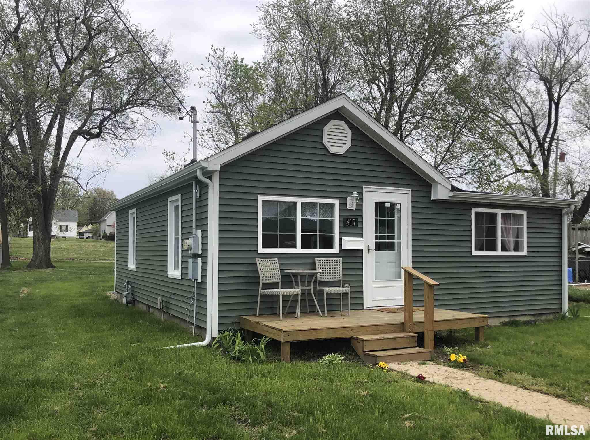 817 E Poplar St Taylorville Il 62568 Kennedy Real Estate Llc