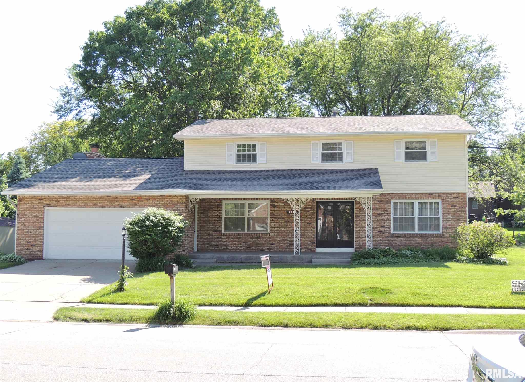 4318 Squire Drive Bettendorf Ia 52722 Mls Qc4211990