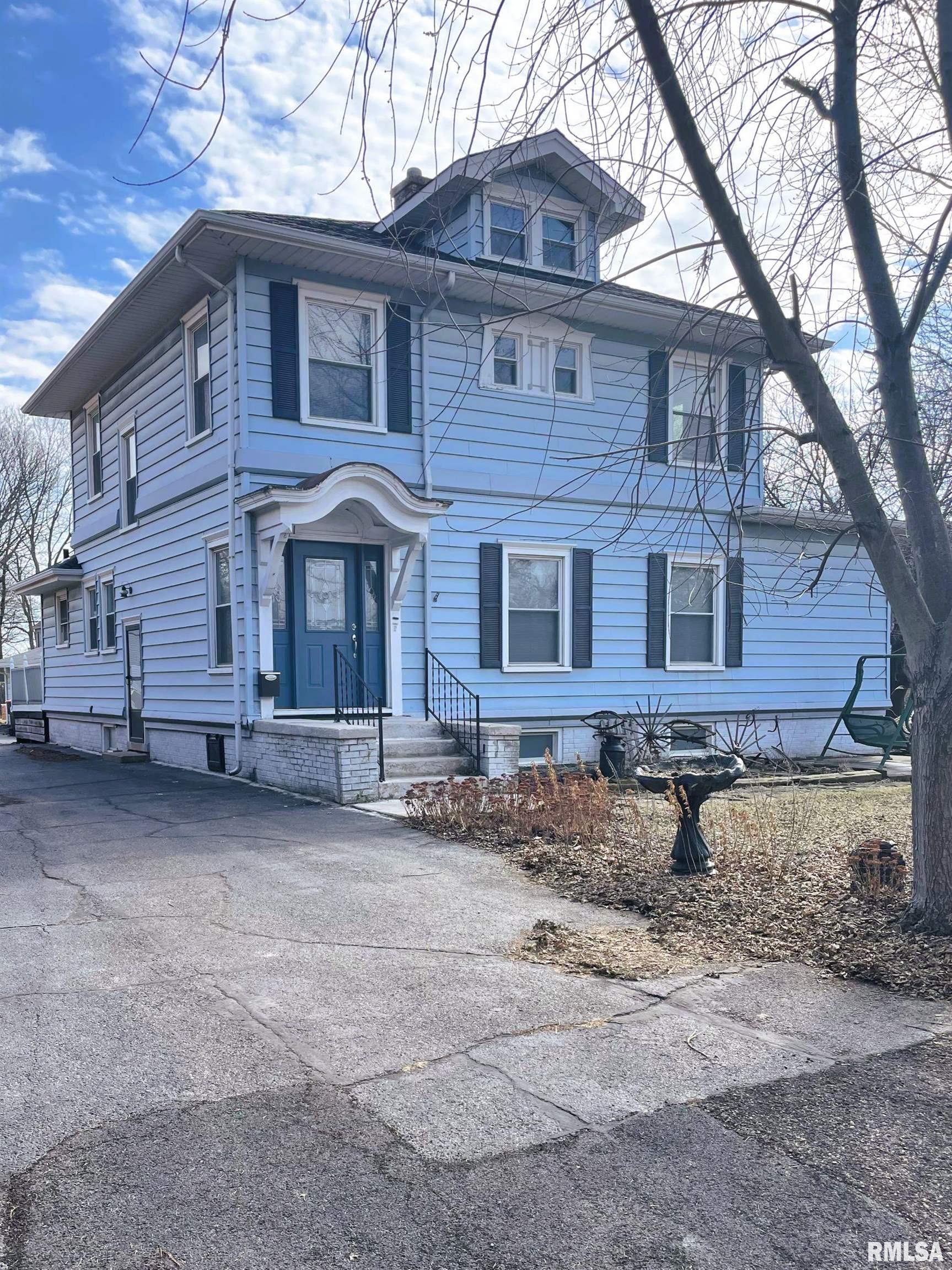 1836 W Moss Avenue, Peoria, IL 61606