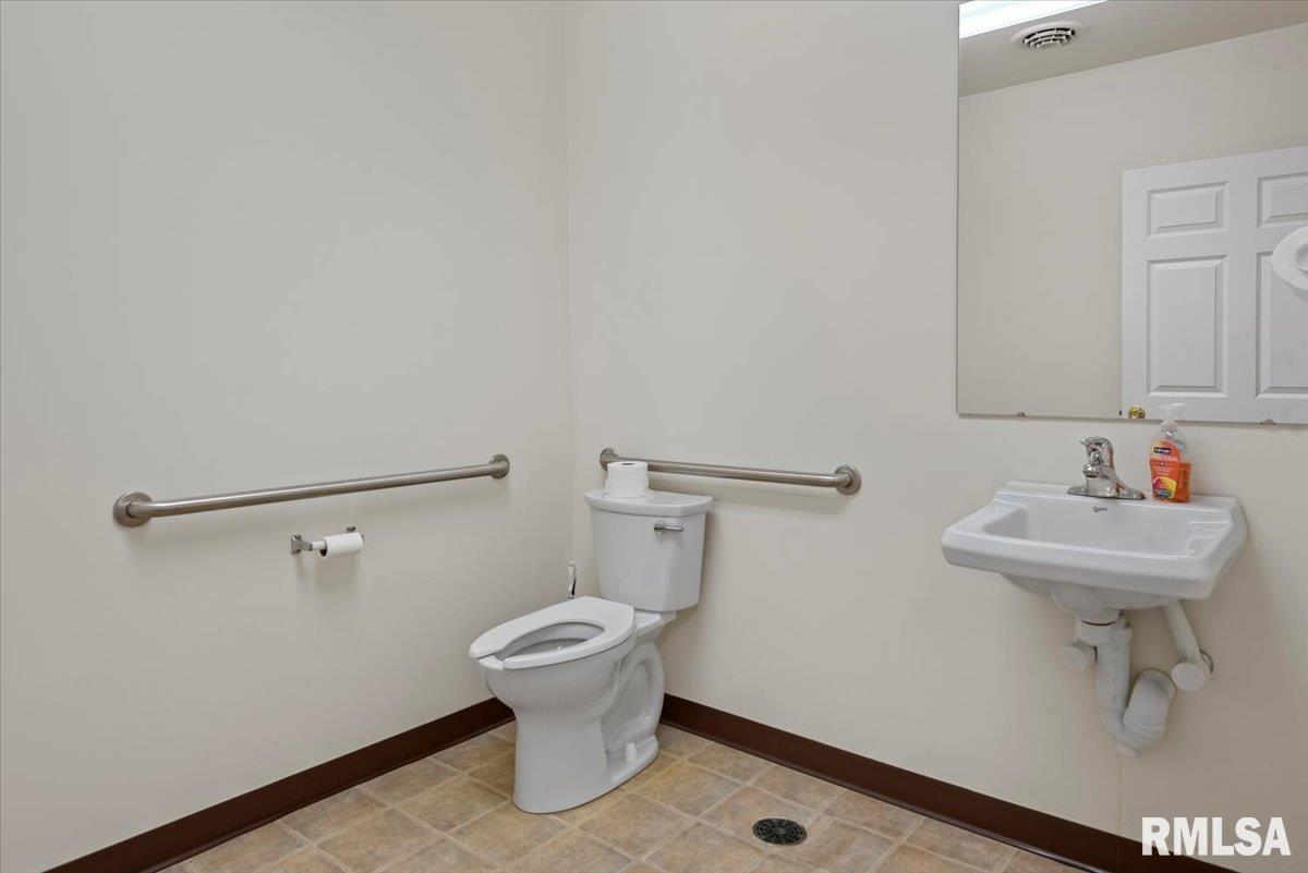 Gallery Image 15
