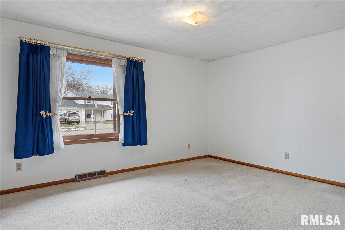 Gallery Image 19