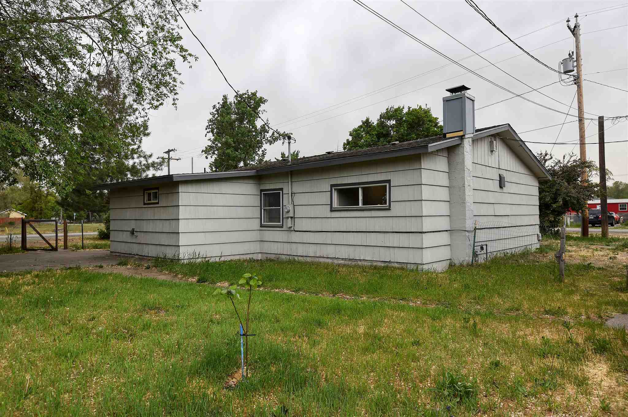 12104 N MAIN ST, MEAD, WA 99021